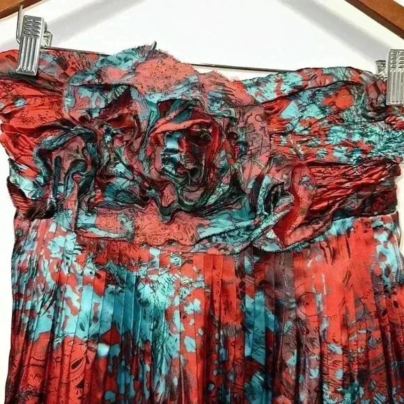 Deja Vu Strapless Formal Style Dress / Red & Blue - Picture 3 of 16